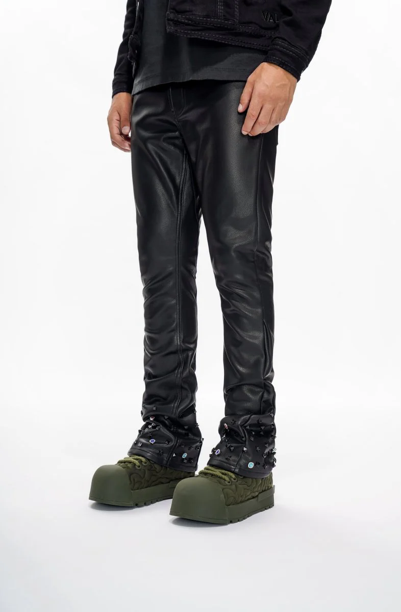 Ion Black Leather Stacked - Image 7